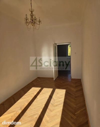 Mieszkanie 50 m znajduje się na 1 piętrze w 3 piętrowym budynku . - 3