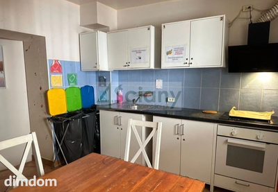 Dom wolnostojący o powierzchni 430 m², 14 pokoi, wybudowany w 2004 roku. - 2