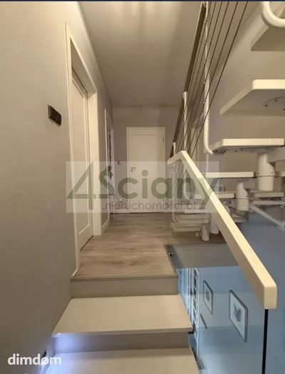 Nowoczesny dom szeregowy z ogrodem 750 m² - 4