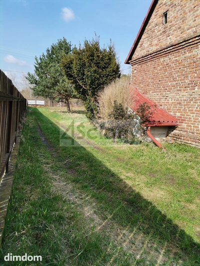 Działka budowlana ogrodzona o powierzchni 2555 m2 w kształcie prostokąta w centralnej części Konstancina Jeziorna. - 5