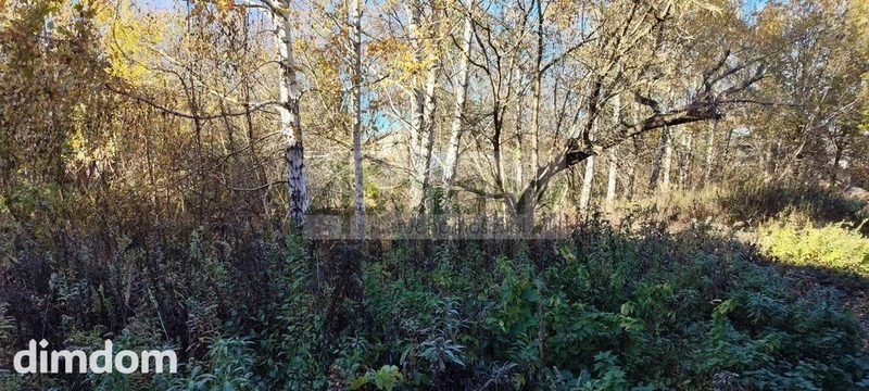 Do sprzedania działka budowlana we Włochach (Nowe Włochy) o powierzchni 1347 m2. Teren z ustalonymi warunkami zabudowy dla inwestycji polegającej na budowie budynków w zabudowie bliźniaczej (dwa budy… - 101968257.jpg
