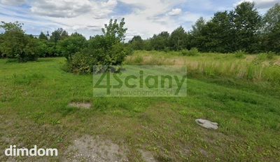 Do sprzedania działka budowlana o powierzchni 3037 m2 w Milanówku na granicy z Adamowem.