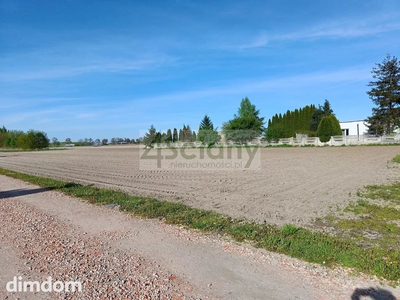 Do sprzedania działka budowlana o powierzchni 1200 m2 w Płochocinie koło Ożarowa Maz.