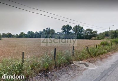 Działka znajduje w Bożej Woli/Wólka Górska, przy wewnętrznej drodze asfaltowej.