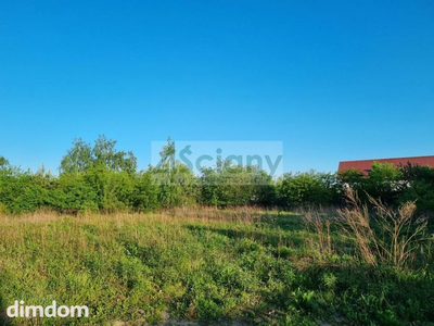Działka budowlana o powierzchni 1477 m².