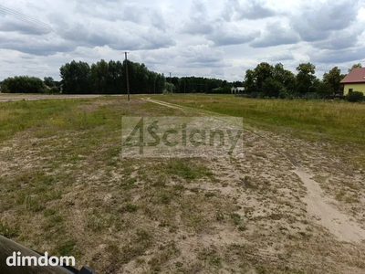 Działka budowlana  1300m . - 2