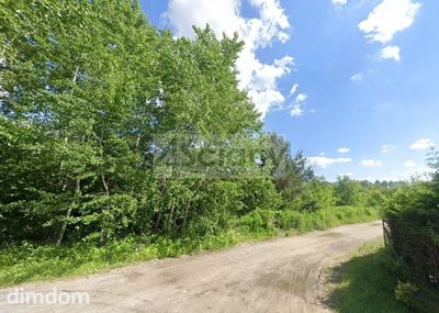 Wyjątkowa działka z przestrzenią rekreacyjną 🌳