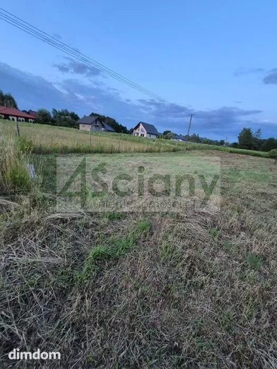 Do sprzedania działka budowlana o powierzchni 1662 m2 w Opypach koło Grodziska Maz.