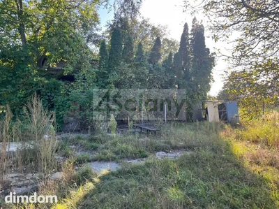 Działka budowlana o powierzchni 1243 m², położona w miejscowości Domaniewek Pierwszy.