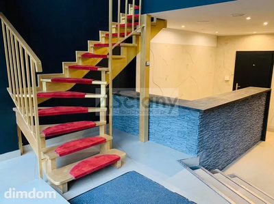 Do sprzedania lokal na parterze z wejściem od ulicy. Powierzchnia 384 m2 (możliwa sprzedaż 1/2 lokalu - 190m2). Wcześniej wykorzystywany jako klub fitness. Możliwa kontynuacja lub zmiana profilu dzia… - 4