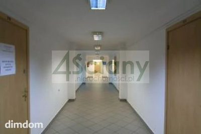 Lokal biurowy o pow. 52,29m2 , 3 pokoje- 2 pokoje po ok.15m i jeden ok.22m. - 3