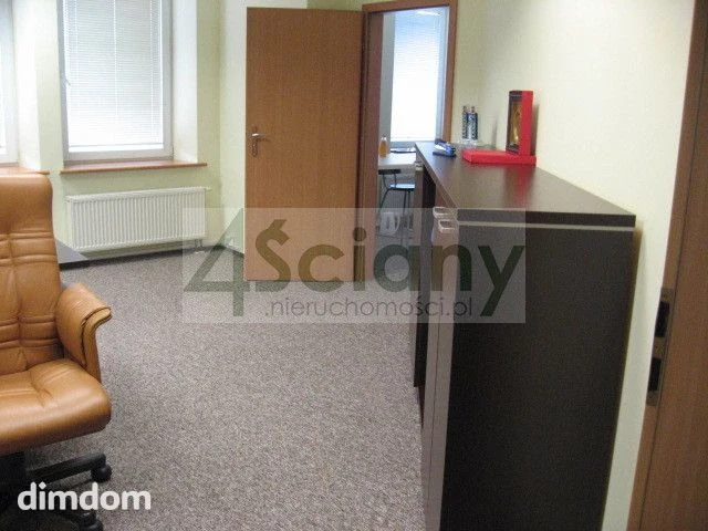 Biuro w centrum Warszawy - 48764856.jpg
