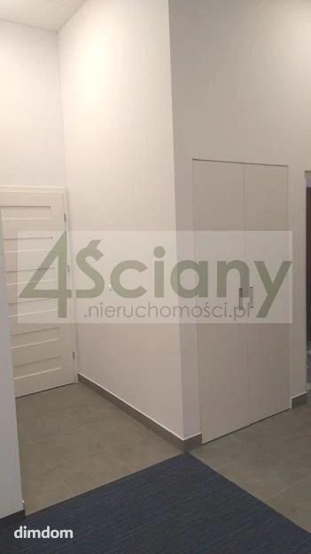 BIURO W WARSZAWIE- OKĘCIE - 4