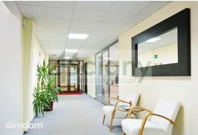 Czynsz za lokale biurowe: netto 55,39 zł/m2/m-c (w tym koszty eksploatacyjne) + opłaty licznikowe. - 2