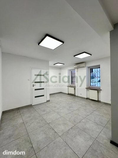 Na wynajem lokal usługowy o powierzchni 65 m2 zlokalizowany w centrum Ursusa Niedźwiadek. Powierzchnia o długości 10,30 i szerokości 5,10 metrów (na końcu rozszerzona do prawie 8 metrów) z dużą oszkl… - 3