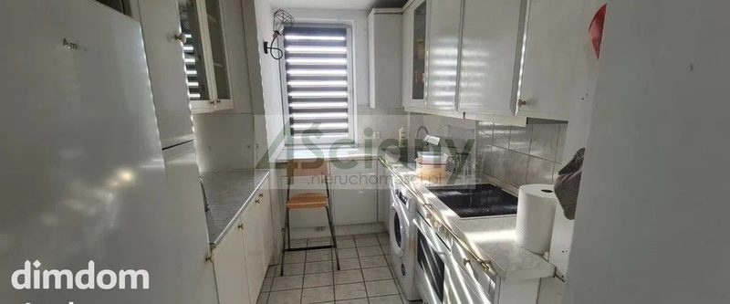 2-pokojowe mieszkanie o powierzchni 43 m znajduje się na 1 piętrze w 10 piętrowym budynku z 1972 roku. - 113337173.jpg