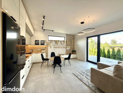 Nowoczesny apartament z ogródkiem w Nowym Chechle