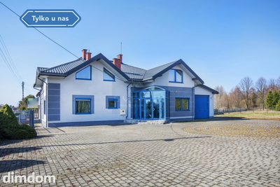 Dom jednorodzinny z lokalem/ Blisko Częstochowy