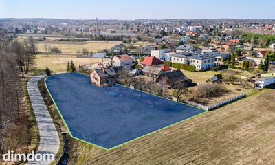 Duża atrakcyjna działka w Kłomnicach