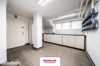 Dom na Woli - czytelny adres - pod firmę - 4