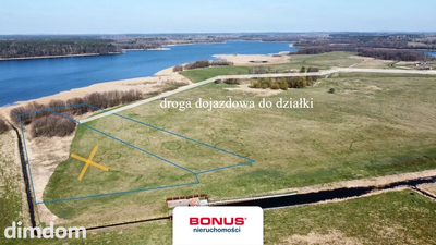 Działka z linią brzegową jeziora Białego