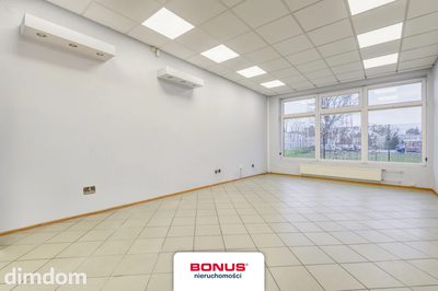 Duży lokal usługowy w ścisłym centrum Legionowa - 3