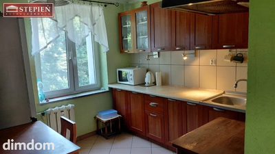 Na sprzedaż dwustronne, w pełni rozkładowe mieszkanie o powierzchni użytkowej  63 m²  (pow. całkowita 68,3 m²), usytuowane na niezwykle pożądanym  I piętrze  w docieplonym bloku przy ul. Wyszyńskiego… - 4