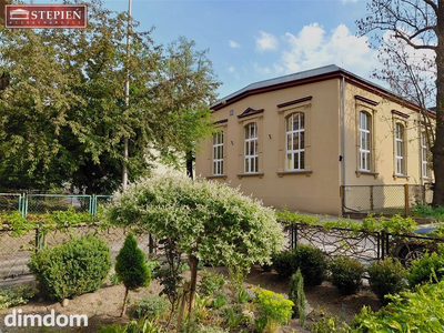 Gotowe do zamieszkania, przestronne z potencjałem - 4