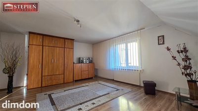 Duży dom z domkiem pod turystów. - 5