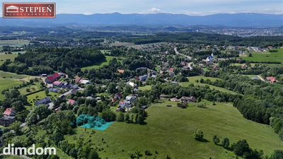 Przedstawiamy Państwu atrakcyjną ofertę sprzedaży działki położonej w malowniczej miejscowości Dziwiszów, w powiecie karkonoskim.