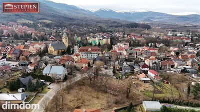 Oferuję na sprzedaż dwie atrakcyjne działki budowlane o łącznej powierzchni 1 504 m², położone w malowniczej miejscowości Kowary, zaledwie kilka minut spacerem od centrum miasta. Nieruchomość oznaczo… - 3