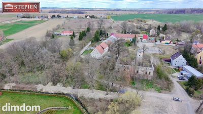 Działka z dawną zabudową pałacową - Pisarzowice, powiat lubański