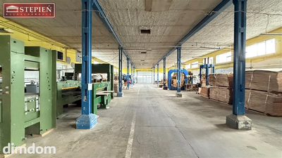 Na sprzedaż kompleks budynków-hal o przeznaczeniu biurowo-magazynowym i produkcyjnym. - 2