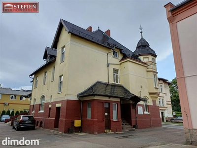 BUDYNEK HANDLOWO – USŁUGOWY JELENIA GÓRA, CENTRUM - 3