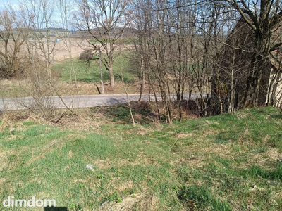 Do sprzedania działka budowlana w miejscowości Gostków (15 km od Wałbrzycha i Szczawna Zdroju) Warunki zabudowy wydane na dom jednorodzinny, ale ze względu na położenie-  niedaleko  do drogi   drogi…