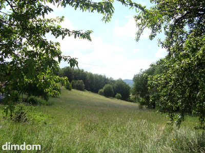 Oferuję do sprzedaży pięknie położoną działkę budowlaną objętą miejscowym planem zagospodarowania przestrzennego. Cicha i spokojna okolica, wśród nielicznej zabudowy jednorodzinnej. Przepiękne widoki… - 2