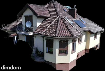 Do sprzedania elegancki, 7 pokojowy dom o powierzchni 291m2 w Bolkowie