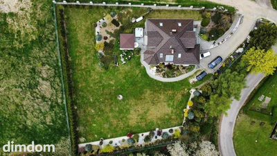 Do sprzedania elegancki, 7 pokojowy dom o powierzchni 291m2 w Bolkowie - 2