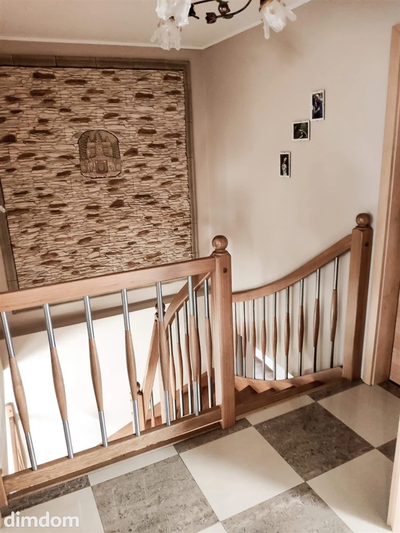 Do sprzedania elegancki, 7 pokojowy dom o powierzchni 291m2 w Bolkowie - 5