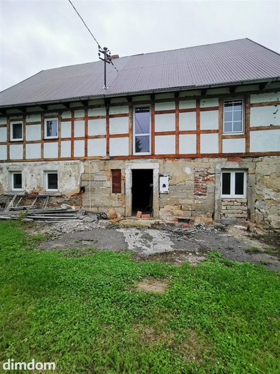 Do sprzedania 6 pokojowy dom o powierzchni 172m2 na działce o powierzchni 2000m2 w Marczowie!