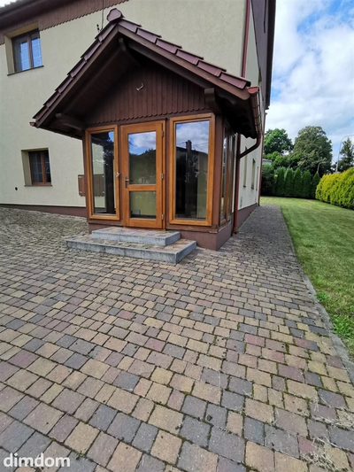 Do sprzedania dom o powierzchni 280m2 na działce 900m2 w Dębrzniku - 3