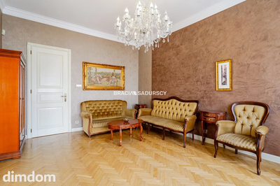 Apartament z duszą tuż przy Plantach, klima, winda - 2