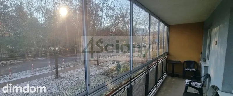 Mieszkanie 57m na parterze w 5 piętrowym budynku z 2008 roku.