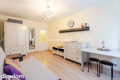 Kawalerka 27 m² | 1. piętro | al. Pokoju - 2
