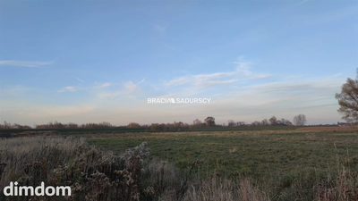 Działka budowlano-rolna o pow. 1900 m2 - 2