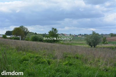 Działka w całości budowlana o pow.: 1313 m2 - 3