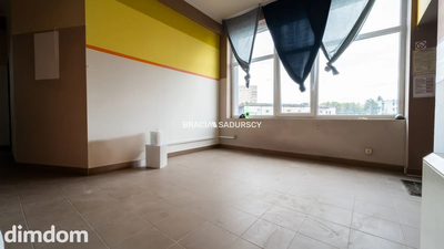 Lokal przy placu Bieńczyckim, Kraków Bieńczyce