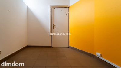 Lokal przy placu Bieńczyckim, Kraków Bieńczyce - 2
