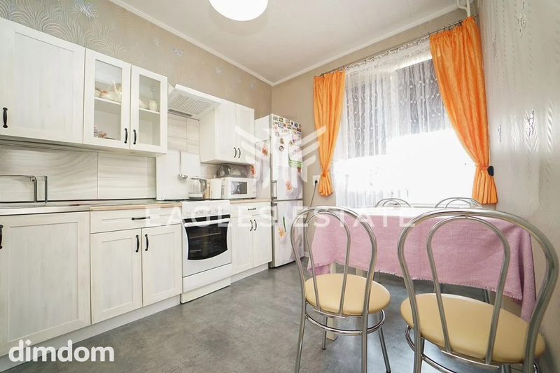 2 pokojowe mieszkanie z balkonem - 111176296.jpg