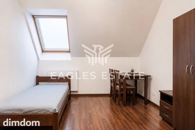 4-pokojowe mieszkanie z najemcami - 112786392.jpg